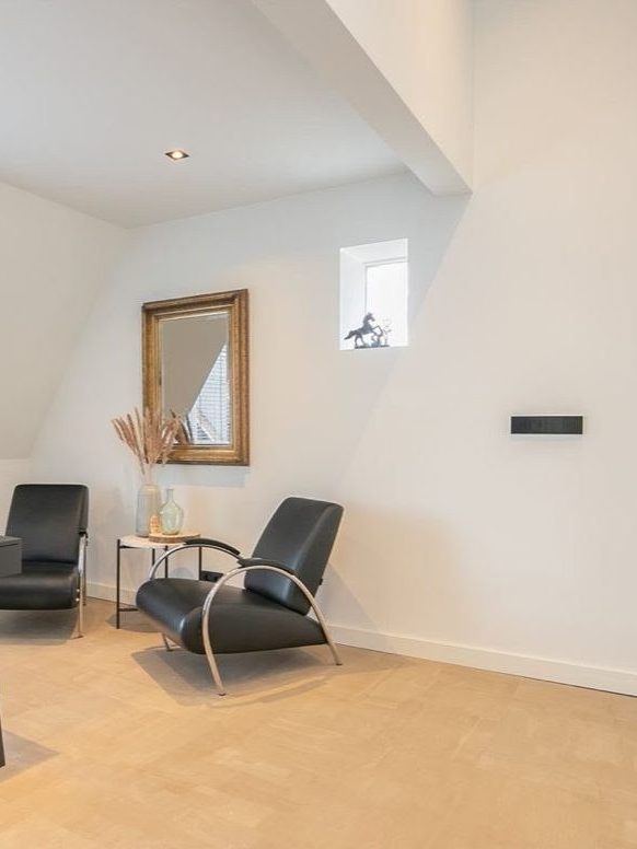 Werkkamer onder het dak na oplevering
